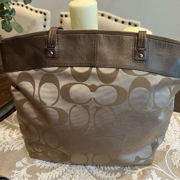 Coach Laura Signature Brown and Tan Tote - Picture 5 of 11